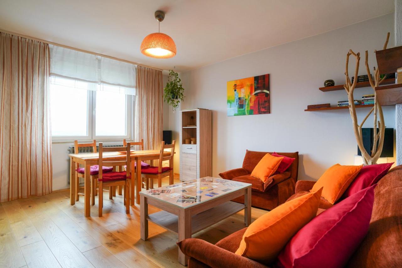 Margerita Apartment & Studio Ровінь Екстер'єр фото