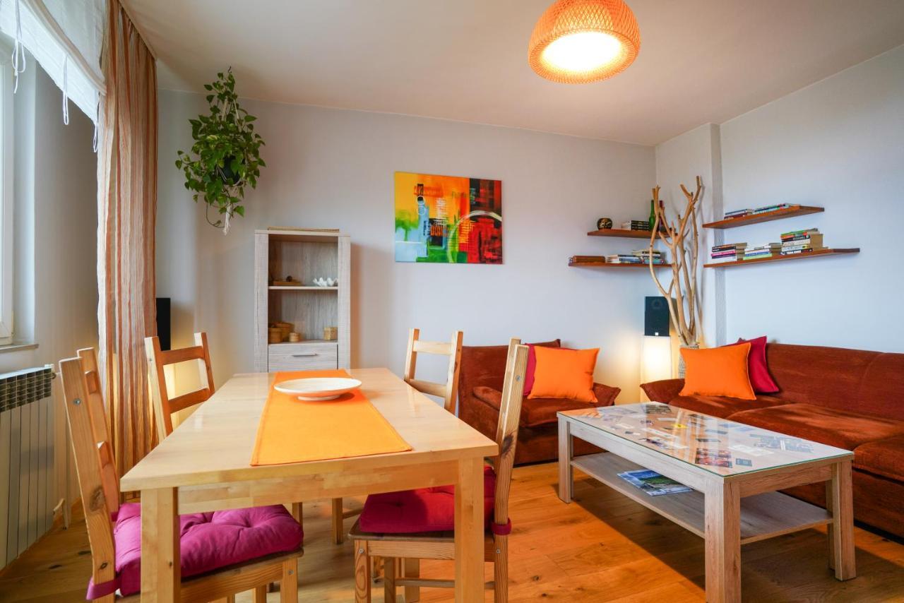 Margerita Apartment & Studio Ровінь Екстер'єр фото